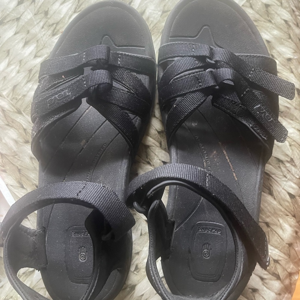 Teva sandals 8.5 like NEW